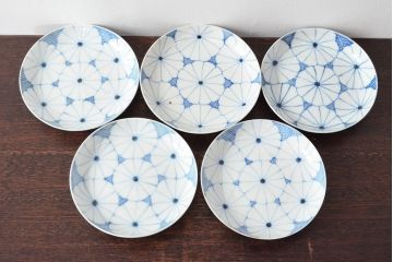 江戸期　古伊万里　菊花尽し　染付五寸五分皿5枚セット(和食器、小皿)(R-052855)