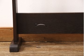 中古　美品　上手物　桑材　上品なデザインが上質な空間づくりをかなえるタオル掛け?(ハンガー、お茶道具、衝立?)(R-052867)
