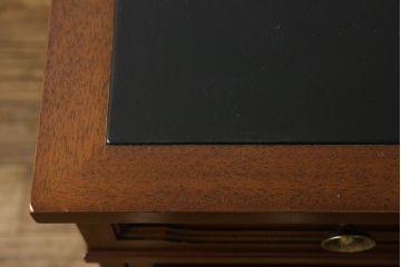 中古　美品　DREXEL HERITAGE(ドレクセルヘリテイジ)　Triune(トライユン)　レザートップが格好いいマホガニー材製のデスク(定価約75万円)(両袖机、在宅ワーク、在宅用ワークデスク)(R-052870)