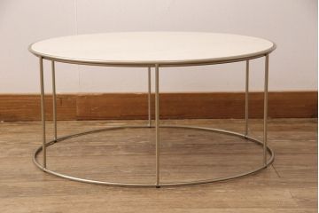中古　超美品　arflex(アルフレックス)　CLIPS(クリップス)　デクトン天板　モダンな空間を演出するコーヒーテーブル(定価約26万円)(ローテーブル、センターテーブル)(R-052872)