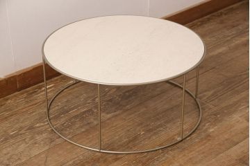 中古　超美品　arflex(アルフレックス)　CLIPS(クリップス)　デクトン天板　モダンな空間を演出するコーヒーテーブル(定価約26万円)(ローテーブル、センターテーブル)(R-052872)
