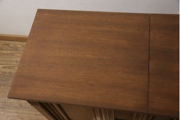 中古　美品　DREXEL HERITAGE(ドレクセルヘリテイジ)　FRANCESCA(フランチェスカ)シリーズ　拡張式の天板が付いたサイドボード(サーバー、カウンター、収納棚、キャビネット)(R-052873)