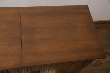 中古　美品　DREXEL HERITAGE(ドレクセルヘリテイジ)　FRANCESCA(フランチェスカ)シリーズ　拡張式の天板が付いたサイドボード(サーバー、カウンター、収納棚、キャビネット)(R-052873)