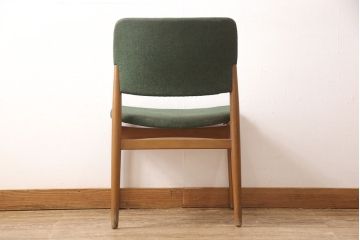 デンマークビンテージ　FRITZ HANSEN(フリッツハンセン)　ビーチ材　素朴な雰囲気がかわいらしいダイニングチェア(椅子、ヴィンテージ、北欧)(R-052874)