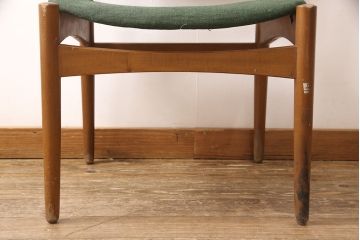 デンマークビンテージ　FRITZ HANSEN(フリッツハンセン)　ビーチ材　素朴な雰囲気がかわいらしいダイニングチェア(椅子、ヴィンテージ、北欧)(R-052874)
