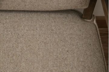 中古　美品　永田良介商店　落ち着いたカラーが和やかな空間を演出する455型アームソファ(3人掛け)(定価約56万円)(R-052876)