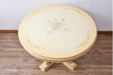 ヨーロッパビンテージ　イタリア輸入家具　ロココ調　見事な彫刻と天板の花の絵が優雅なダイニングテーブル　(R-052878)