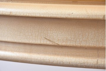 ヨーロッパビンテージ　イタリア輸入家具　ロココ調　見事な彫刻と天板の花の絵が優雅なダイニングテーブル　(R-052878)