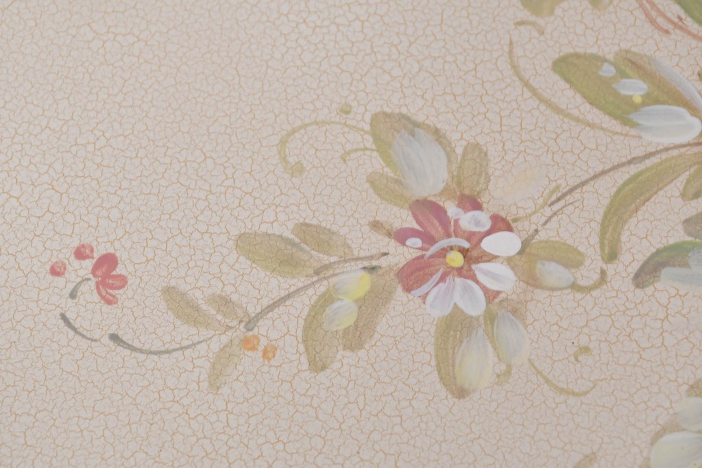 ヨーロッパビンテージ　イタリア輸入家具　ロココ調　見事な彫刻と天板の花の絵が優雅なダイニングテーブル　(R-052878)