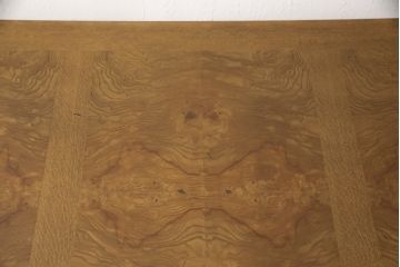 中古　美品　カリモク家具(karimoku)　domani(ドマーニ)　Morganton(モーガントン)　直線のシルエットが印象的なライトコニャック色ダイニングテーブル(食卓)(定価約19万円)(R-052879)