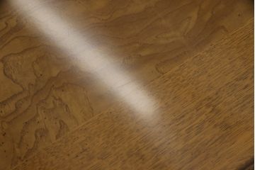 中古　美品　カリモク家具(karimoku)　domani(ドマーニ)　Morganton(モーガントン)　直線のシルエットが印象的なライトコニャック色ダイニングテーブル(食卓)(定価約19万円)(R-052879)