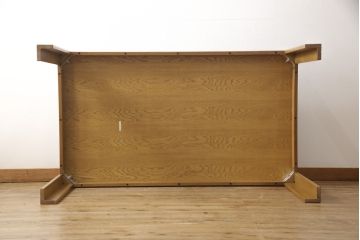 中古　美品　カリモク家具(karimoku)　domani(ドマーニ)　Morganton(モーガントン)　直線のシルエットが印象的なライトコニャック色ダイニングテーブル(食卓)(定価約19万円)(R-052879)