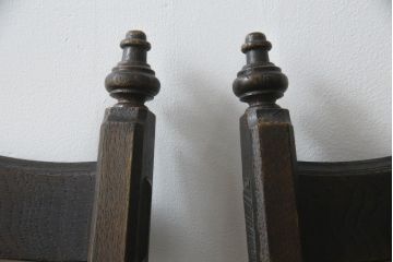 中古　美品　永田良介商店　背もたれから脚に至るまで、凝ったつくりが魅力的なチェア2脚セット(椅子、板座チェア、ダイニングチェア)(R-052887)