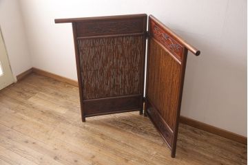 和製アンティーク　深みのある色合いが美しい上質なつくりの唐木衝立て(パーテーション、つい立て)(R-052895)