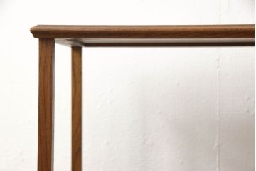 中古　美品　指物工芸家具　総ケヤキ材　拭き漆仕上げが美しい飾り棚(茶棚、収納棚)(R-052901)