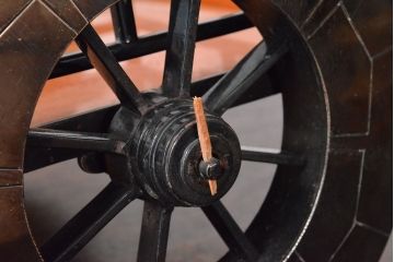 大正〜昭和初期　平安　松栄堂　牡丹花鳥文　銅彫金　花車　共箱(R-052904)