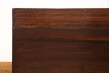 和製アンティーク　シンプルなつくりで和洋どちらにも合う楠木の収納箱(収納BOX)(R-052909)