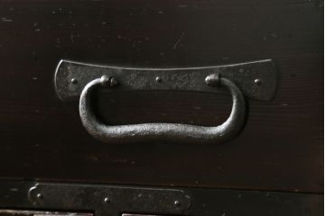 和製アンティーク　ヒノキ材　重厚感漂う最上地方の小箪笥(引き出し、小タンス、チェスト)(R-052911)