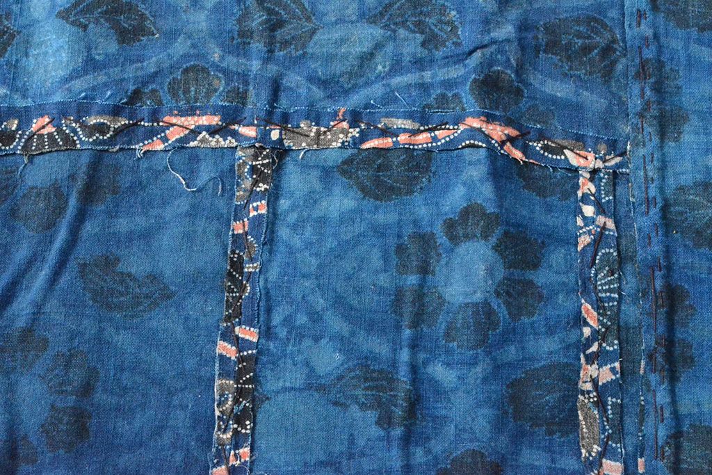 明治期　赤入り藍型染木綿古布(布団皮、藍染)(R-052912)