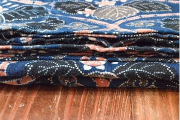 明治期　赤入り藍型染木綿古布(布団皮、藍染)(R-052912)