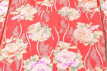 大正〜昭和初期　総花柄縮緬着物(振袖、古布、赤縮、正絹)(R-052914)