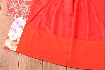 大正〜昭和初期　総花柄縮緬着物(振袖、古布、赤縮、正絹)(R-052914)