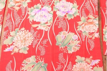 大正〜昭和初期　総花柄縮緬着物(振袖、古布、赤縮、正絹)(R-052914)