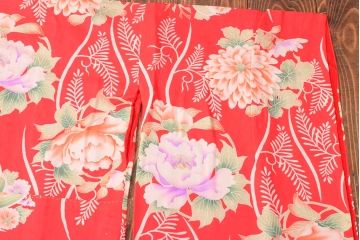大正〜昭和初期　総花柄縮緬着物(振袖、古布、赤縮、正絹)(R-052914)