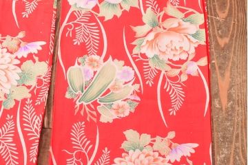 大正〜昭和初期　総花柄縮緬着物(振袖、古布、赤縮、正絹)(R-052914)