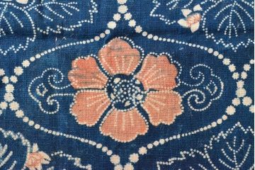 明治期　赤入り藍型染木綿古布(布団皮、藍染)(R-052915)