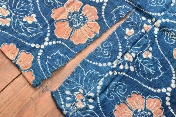 明治期　赤入り藍型染木綿古布(布団皮、藍染)(R-052917)
