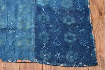 明治期　赤入り藍型染木綿古布(布団皮、藍染)(R-052918)