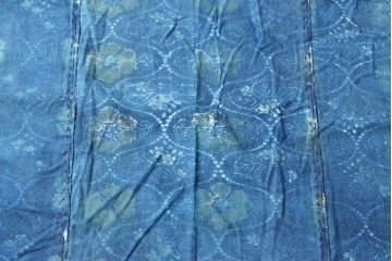 明治期　赤入り藍型染木綿古布(布団皮、藍染)(R-052918)