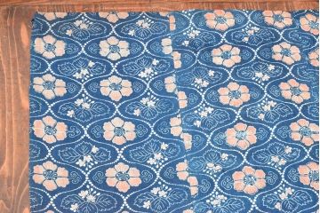 明治期　赤入り藍型染木綿古布(布団皮、藍染)(R-052919)