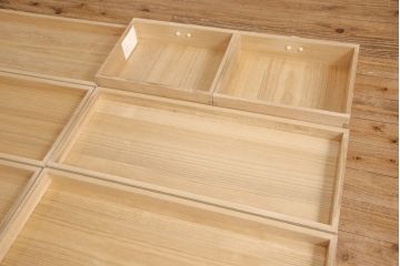 中古　繊細な意匠が施された金具が上品な雰囲気を高める加茂総桐箪笥(大丸)(桐たんす、着物箪笥、衣装たんす)(R-052923)