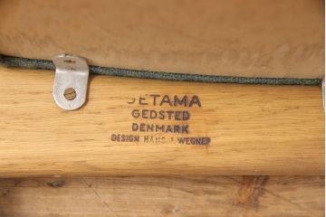 デンマークビンテージ　Hans J Wegner(ハンス・J・ウェグナー)　GETAMA(ゲタマ)　CONFERENCECHAIR　オーク材　洗練された佇まいが目を引くカンファレンスチェア(アームチェア、イス、椅子、ダイニングチェア、ヴィンテージ、北欧)(R-052926)