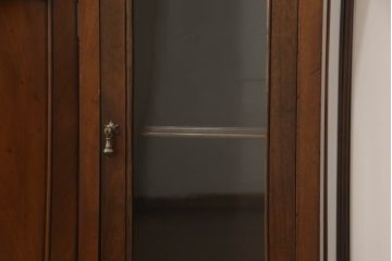 イギリスアンティーク　マホガニー材　猫脚が優雅な雰囲気を醸し出すサイドボード(キャビネット、収納棚)(R-052928)