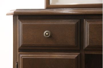 中古　美品　カリモク家具(karimoku)　domani(ドマーニ)　QUEENS　LIFE(クイーンズライフ)　クラシカルな佇まいが目を引くドレッサー(定価約30万円)(鏡台、引き出し)(R-052929)