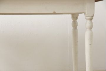 中古　ナチュラルな雰囲気がかわいらしいアンティーク風テーブル(コンソールテーブル、作業台、デスク、在宅ワーク、在宅用)(R-052932)