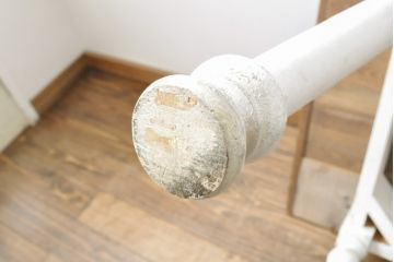 中古　ナチュラルな雰囲気がかわいらしいアンティーク風テーブル(コンソールテーブル、作業台、デスク、在宅ワーク、在宅用)(R-052932)