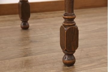中古　カントリーハウス　秋山木工　ナラ材　上質なつくりが魅力的なダイニングテーブル(作業台、食卓)(R-052942)