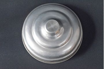 昭和レトロ　乳菓カルケット　ガラス瓶(エンボス、アルミ蓋、ガラスビン、小物収納、ディスプレイ)(R-052944)