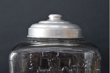 昭和レトロ　乳菓カルケット　ガラス瓶(エンボス、アルミ蓋、ガラスビン、小物収納、ディスプレイ)(R-052944)