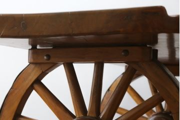 和製ビンテージ　珍品!　古い大八車の車輪を大胆に使ったリメイクテーブル(コンソールテーブル、作業台、ヴィンテージ)(R-052947)