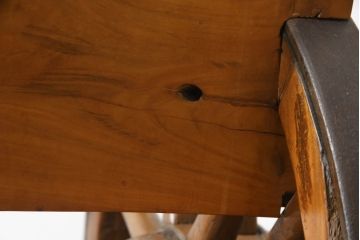 和製ビンテージ　珍品!　古い大八車の車輪を大胆に使ったリメイクベンチ(長椅子、木製ベンチ、板座チェア、ヴィンテージ)(R-052948)