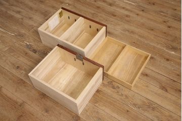 中古　美品　岩谷堂箪笥　上質な和の空間づくりにおすすめなドレッサー&スツールセット(鏡台、ミラー)(R-052954)
