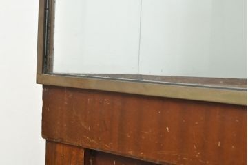 フランスアンティーク　六角形のフォルムが珍しい!フレームに真鍮が使われているガラスケース(ショーケース、陳列棚、店舗什器)(R-052965)