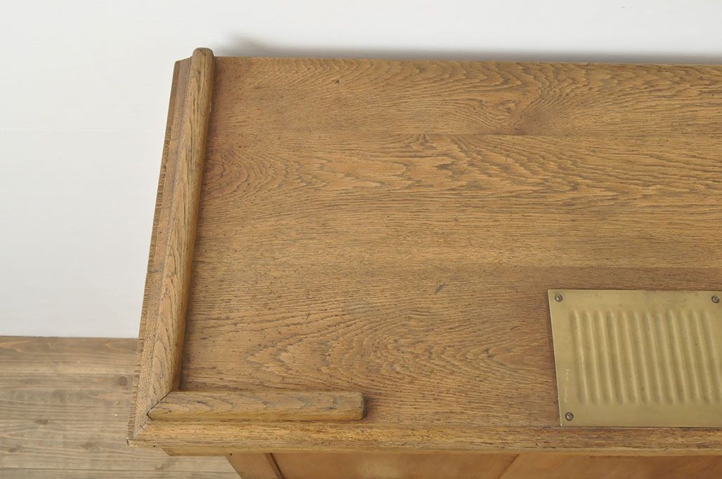 イギリスアンティーク オーク材 使い込まれた木の味わいが楽しめる教台(教壇、説教台、カウンターテーブル)(R-052981)