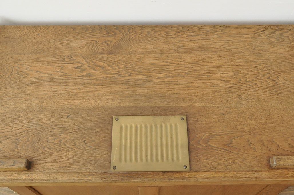 イギリスアンティーク オーク材 使い込まれた木の味わいが楽しめる教台(教壇、説教台、カウンターテーブル)(R-052981)