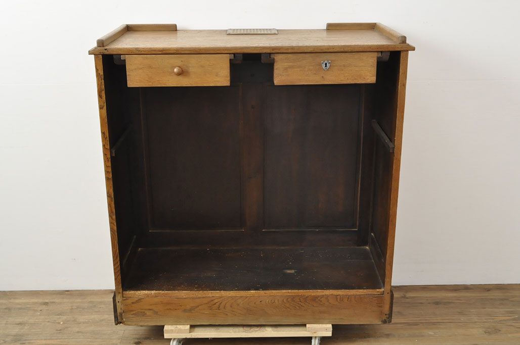 イギリスアンティーク オーク材 使い込まれた木の味わいが楽しめる教台(教壇、説教台、カウンターテーブル)(R-052981)